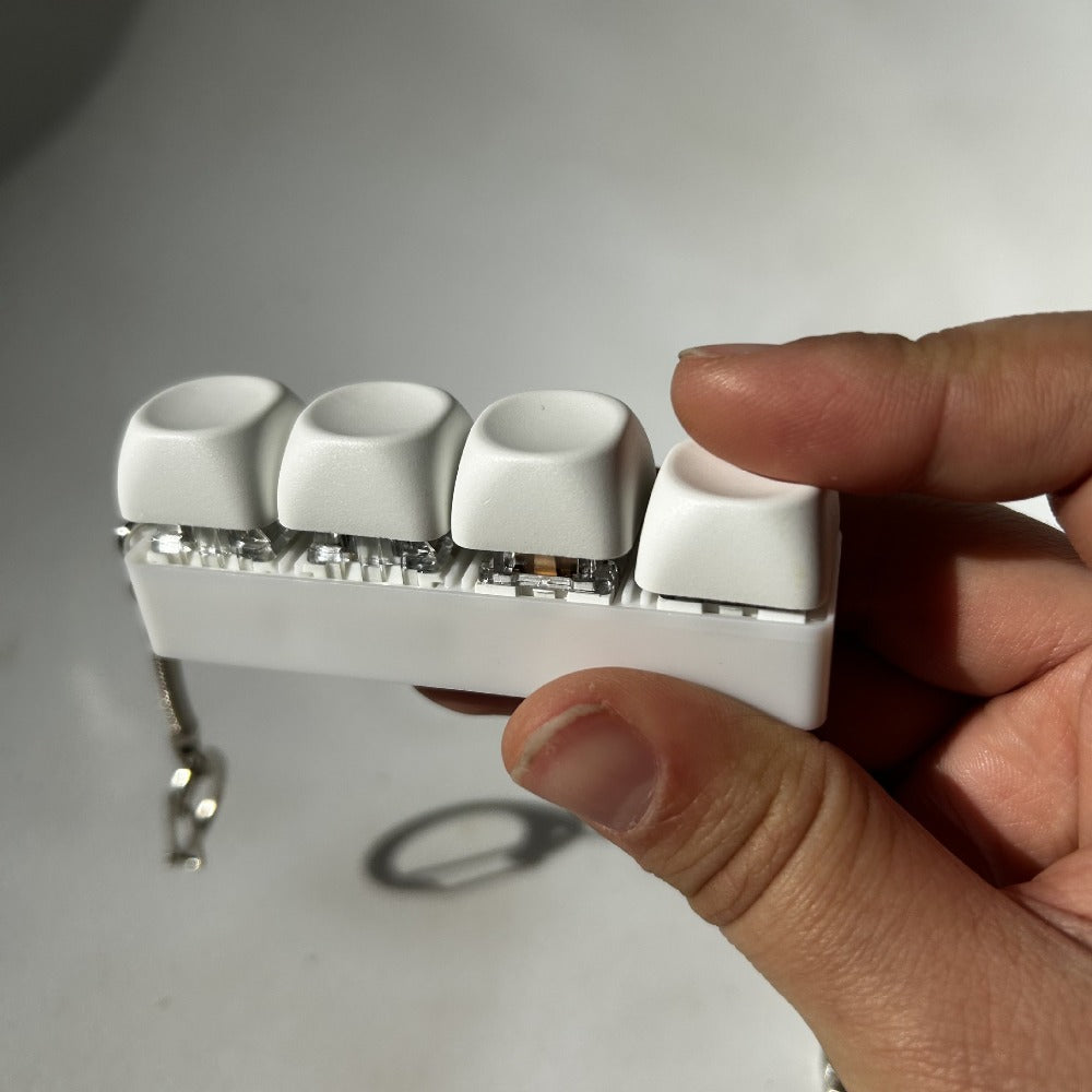 Single Key Keyboard Keychain Keyboard Keychain – Dezolv